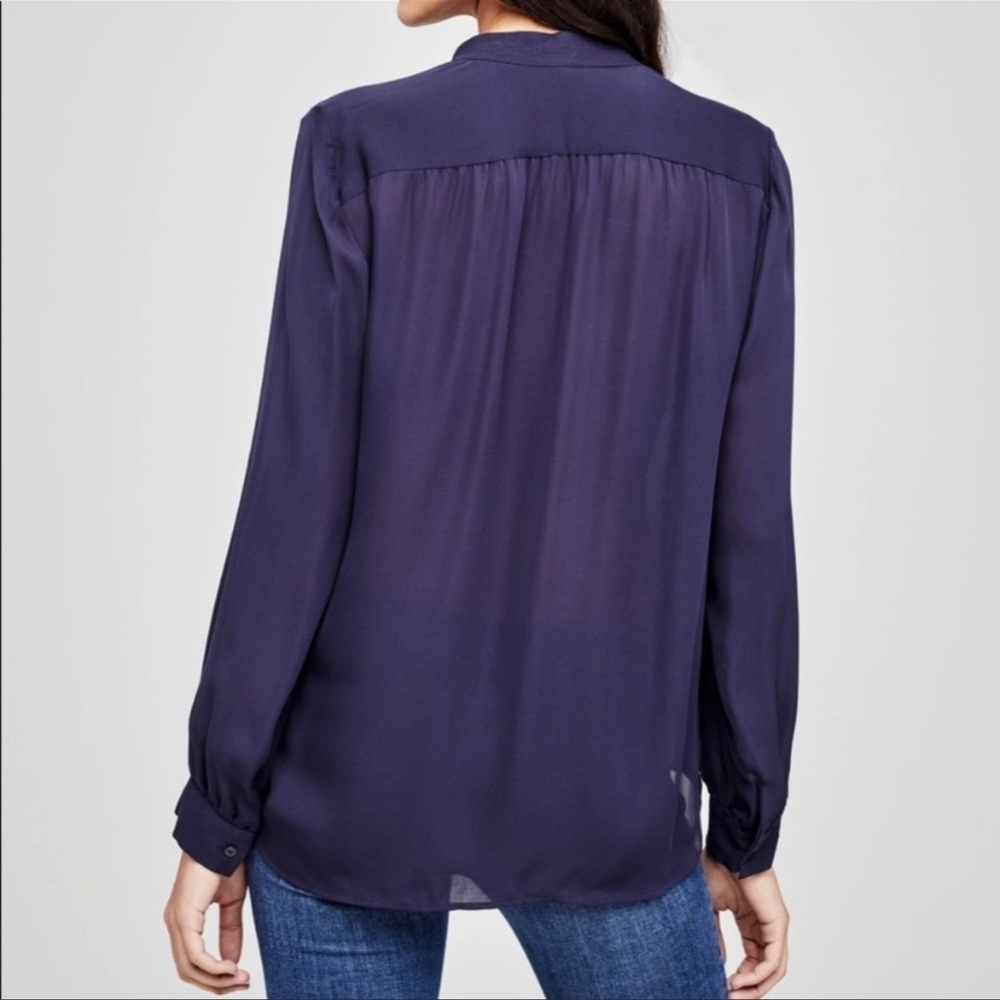 L’Agence Bianca Band Collar Silk Blouse in Navy Blue.   Women’s Small - Picture 3 of 8